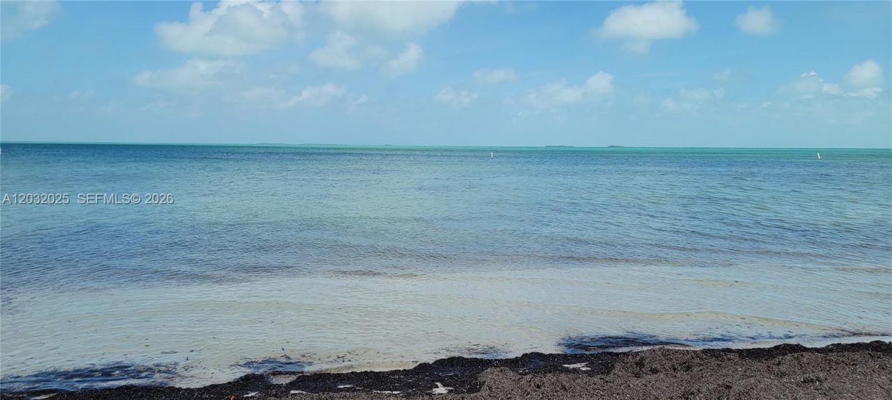 51 W Plaza Del Lago , Unit ., Islamorada, FL 33036 Photo