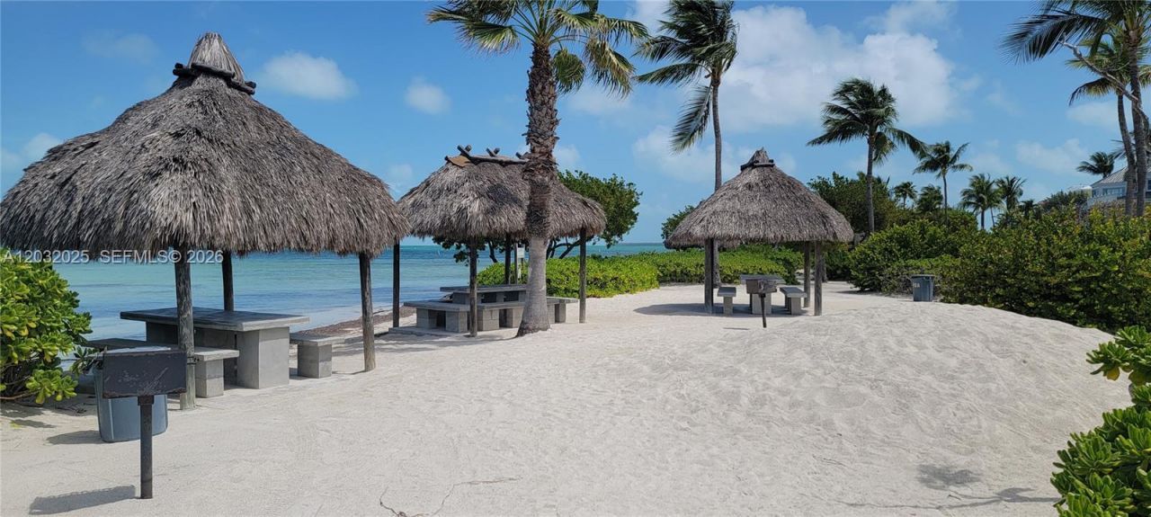 51 W Plaza Del Lago , Unit ., Islamorada, FL 33036 Photo