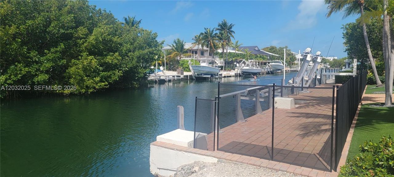 51 W Plaza Del Lago , Unit ., Islamorada, FL 33036 Photo