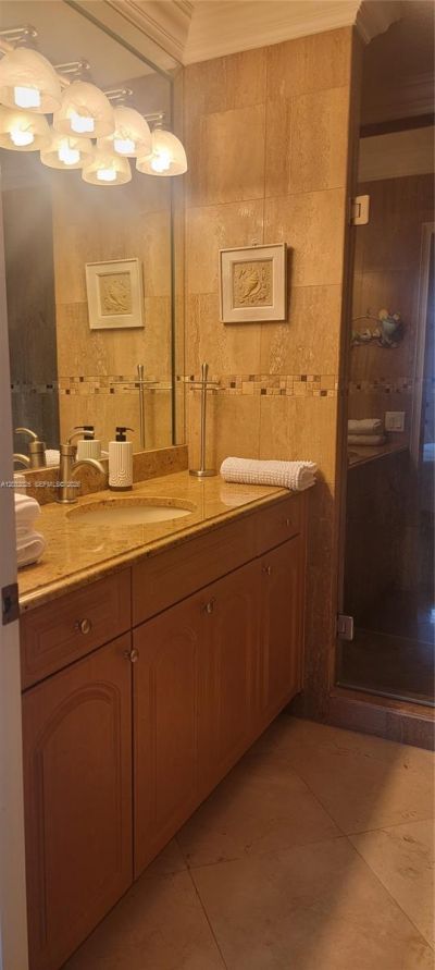 51 W Plaza Del Lago , Unit ., Islamorada, FL 33036 Photo