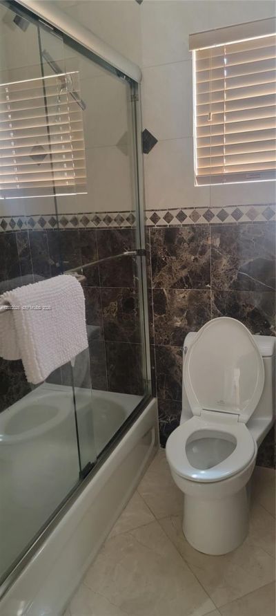 51 W Plaza Del Lago , Unit ., Islamorada, FL 33036 Photo