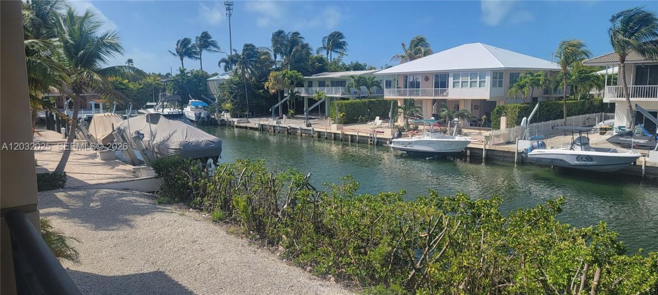 51 W Plaza Del Lago , Unit ., Islamorada, FL 33036 Photo