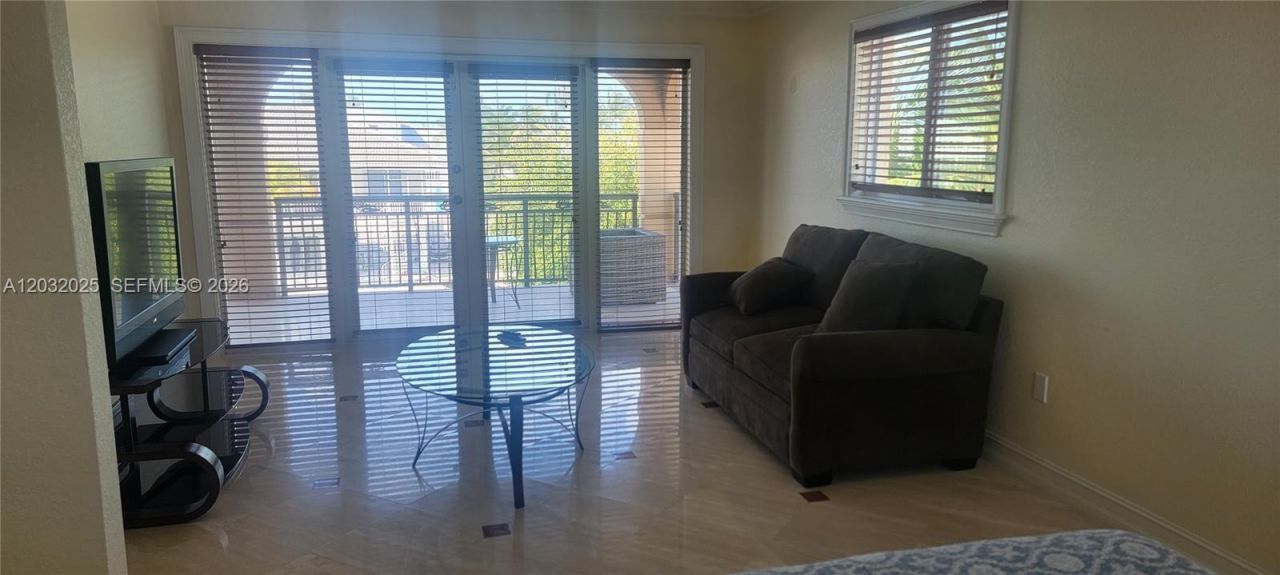 51 W Plaza Del Lago , Unit ., Islamorada, FL 33036 Photo