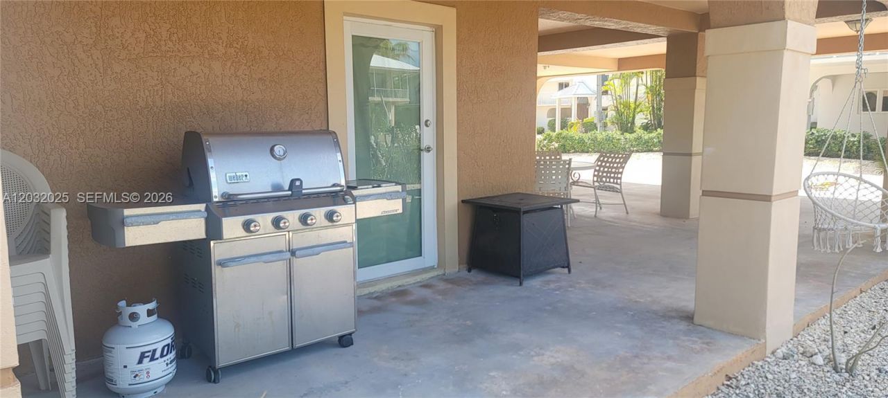 51 W Plaza Del Lago , Unit ., Islamorada, FL 33036 Photo