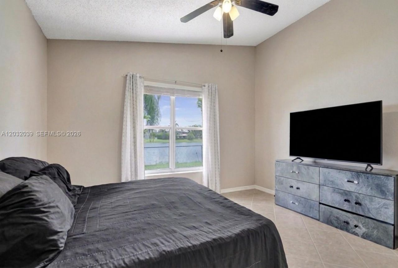 5272 NW 117th Ave, Coral Springs, FL 33076 Photo