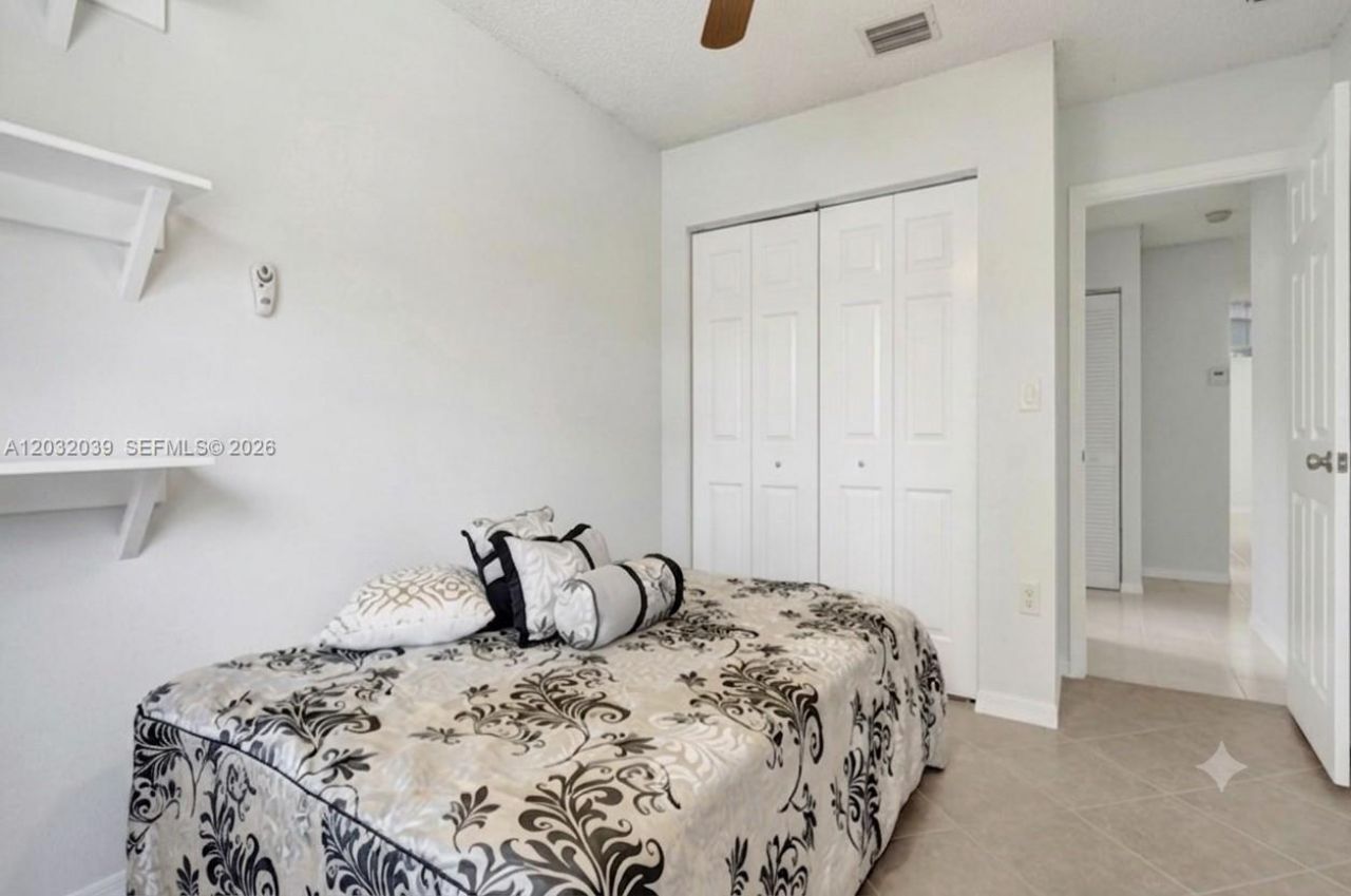 5272 NW 117th Ave, Coral Springs, FL 33076 Photo