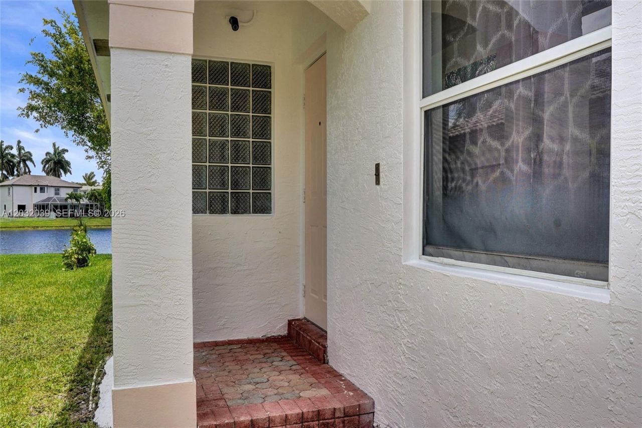 5272 NW 117th Ave, Coral Springs, FL 33076 Photo