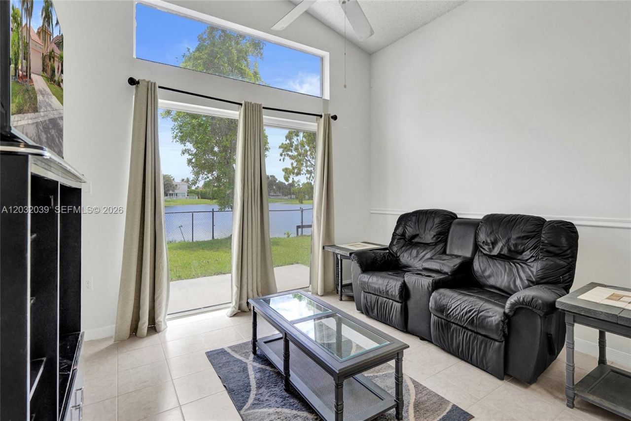 5272 NW 117th Ave, Coral Springs, FL 33076 Photo