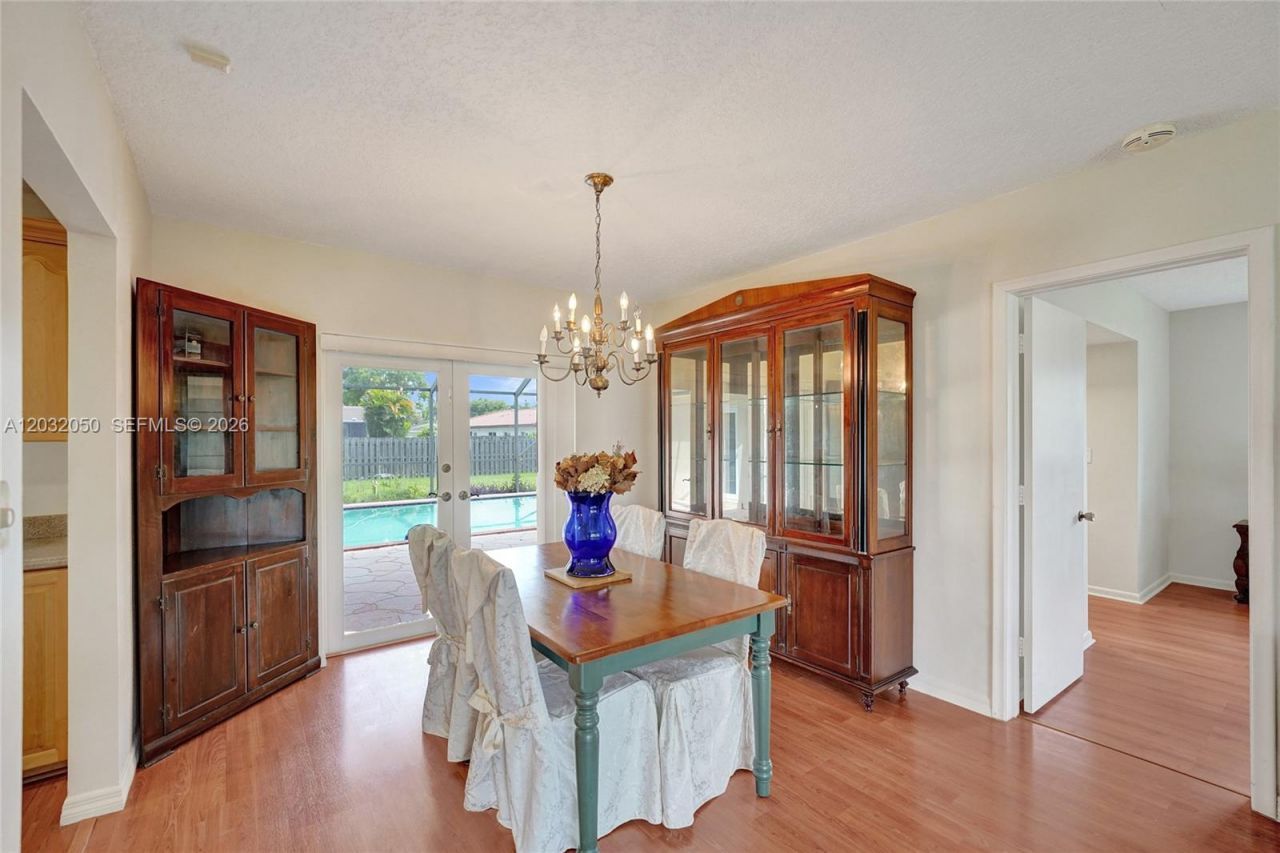 7421 NW 8th Ct, Plantation, FL 33317 Photo