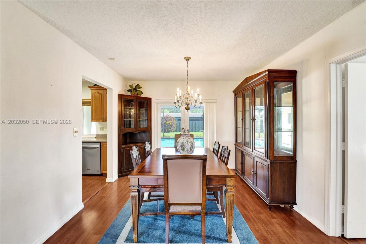 7421 NW 8th Ct , Plantation, FL 33317 Photo
