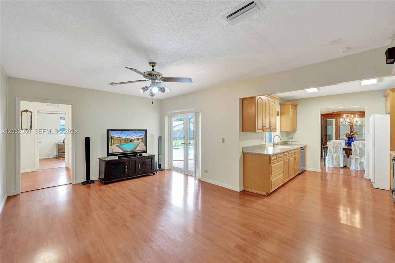 7421 NW 8th Ct, Plantation, FL 33317 Photo