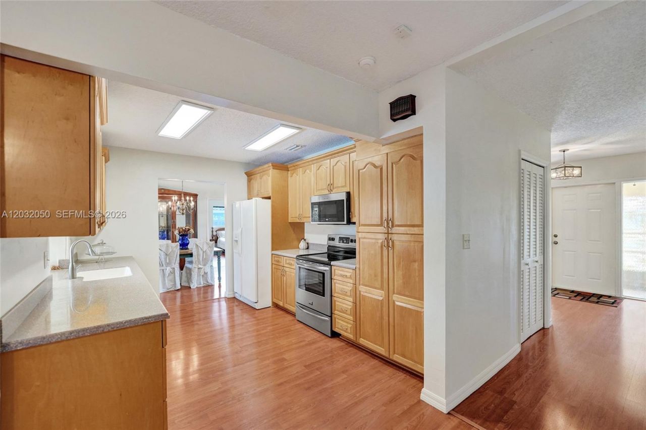 7421 NW 8th Ct, Plantation, FL 33317 Photo