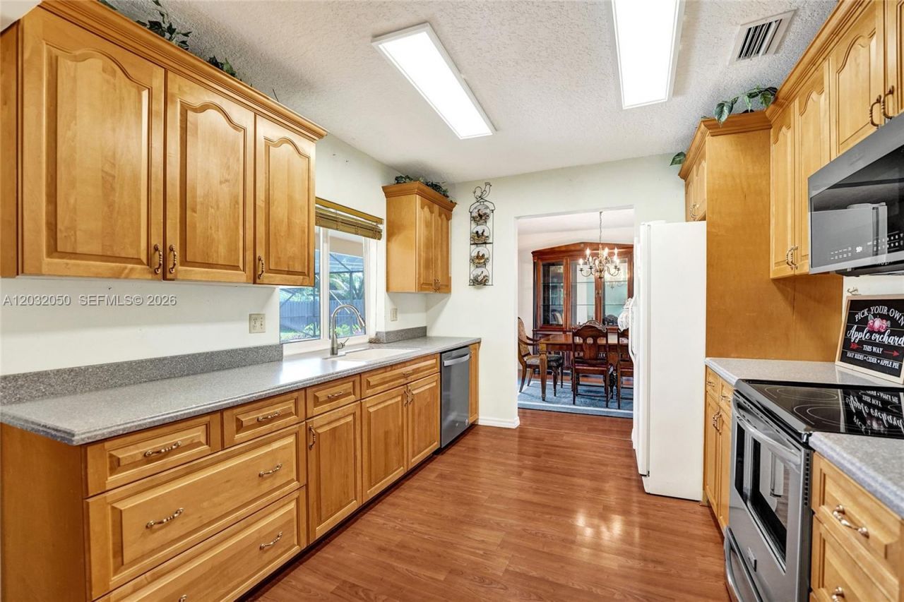 7421 NW 8th Ct , Plantation, FL 33317 Photo