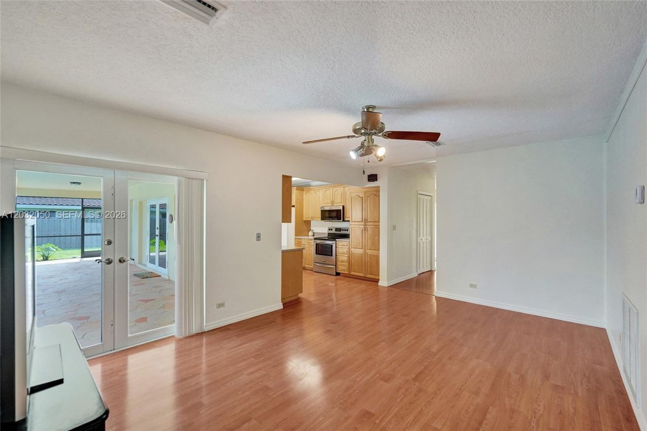 7421 NW 8th Ct, Plantation, FL 33317 Photo