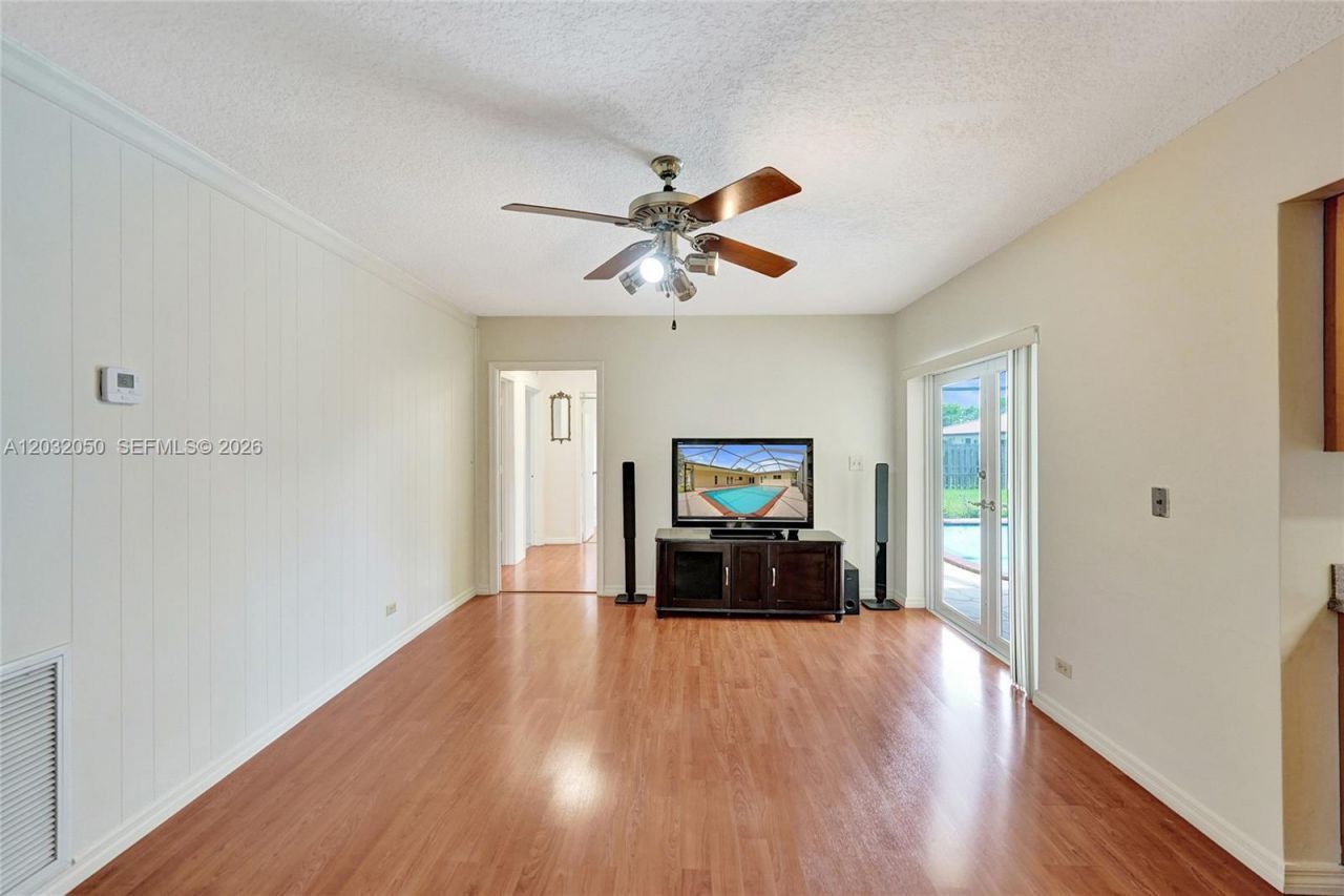 7421 NW 8th Ct, Plantation, FL 33317 Photo
