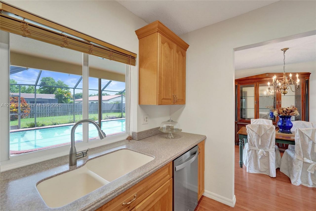7421 NW 8th Ct, Plantation, FL 33317 Photo