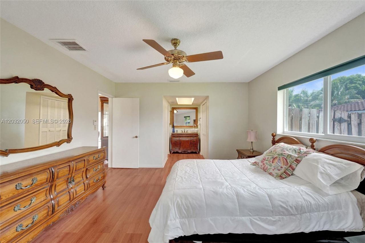 7421 NW 8th Ct, Plantation, FL 33317 Photo