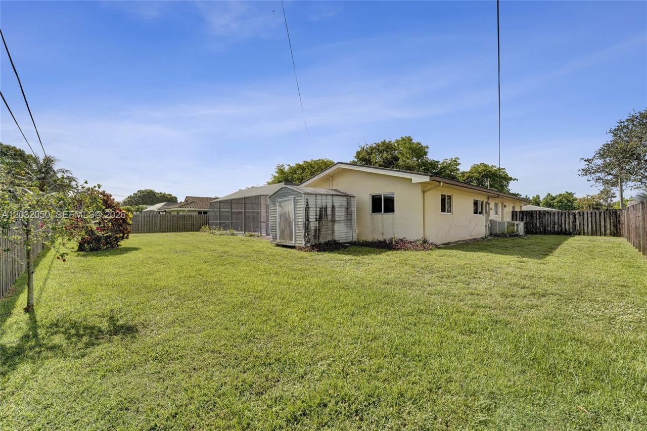 7421 NW 8th Ct , Plantation, FL 33317 Photo