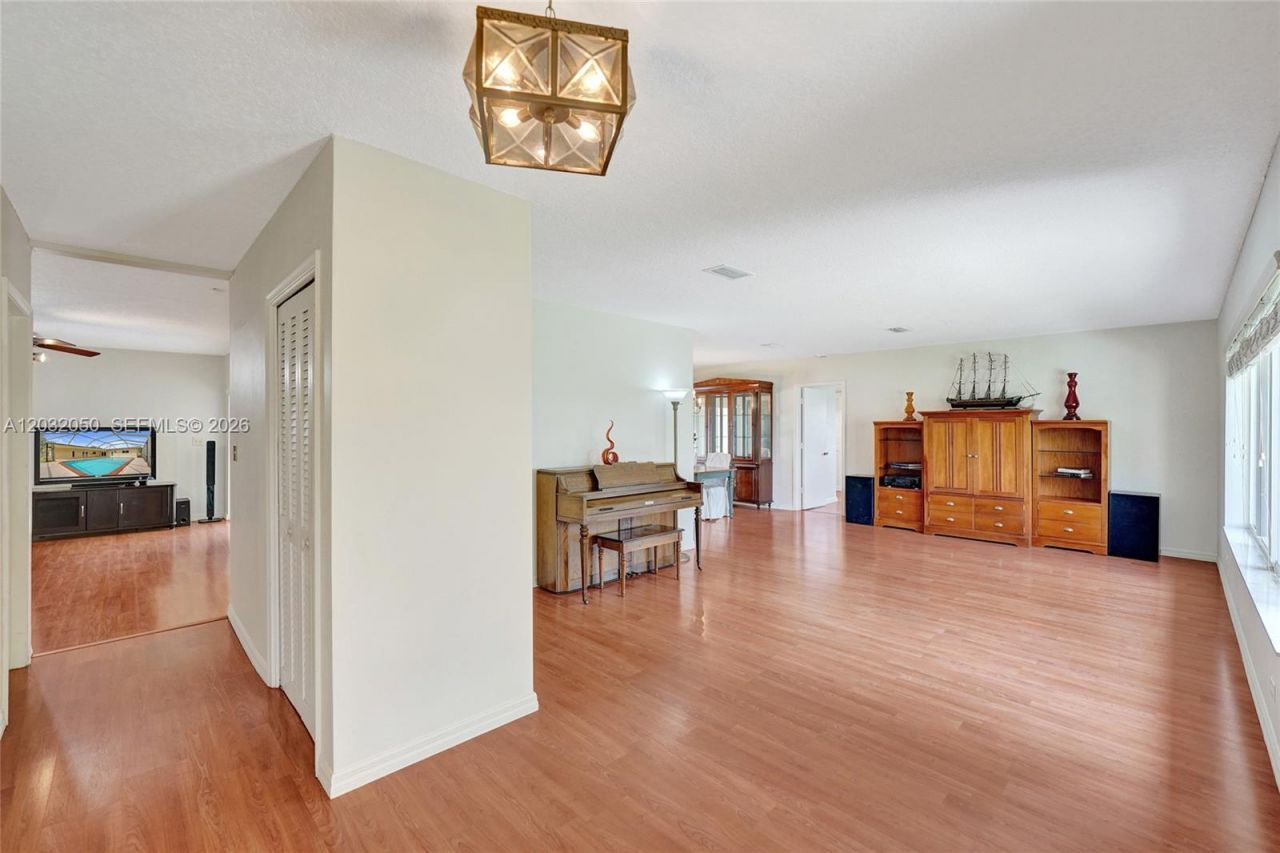7421 NW 8th Ct, Plantation, FL 33317 Photo