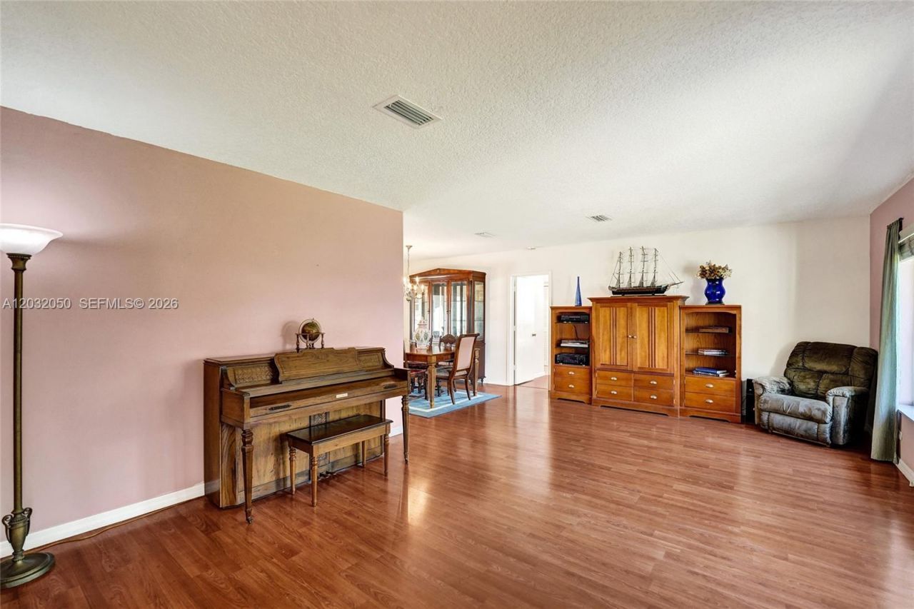 7421 NW 8th Ct , Plantation, FL 33317 Photo