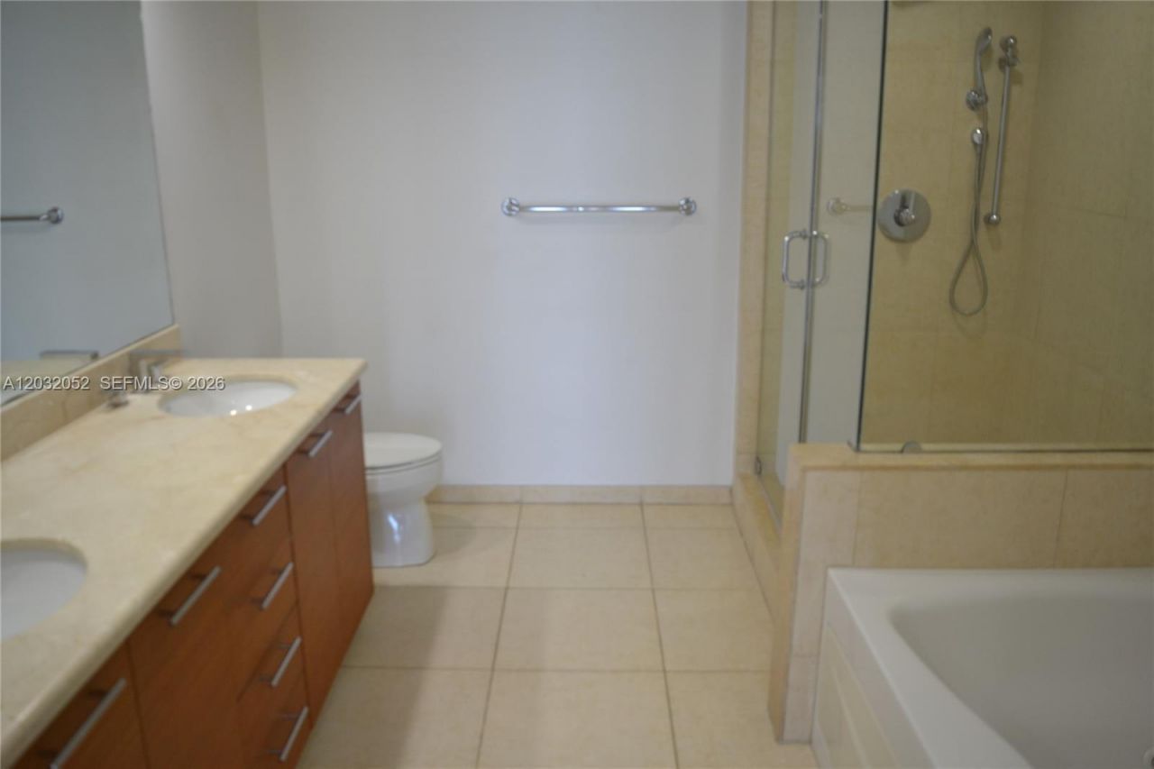 50 Biscayne Blvd , Unit 1408, Miami, FL 33132 Photo