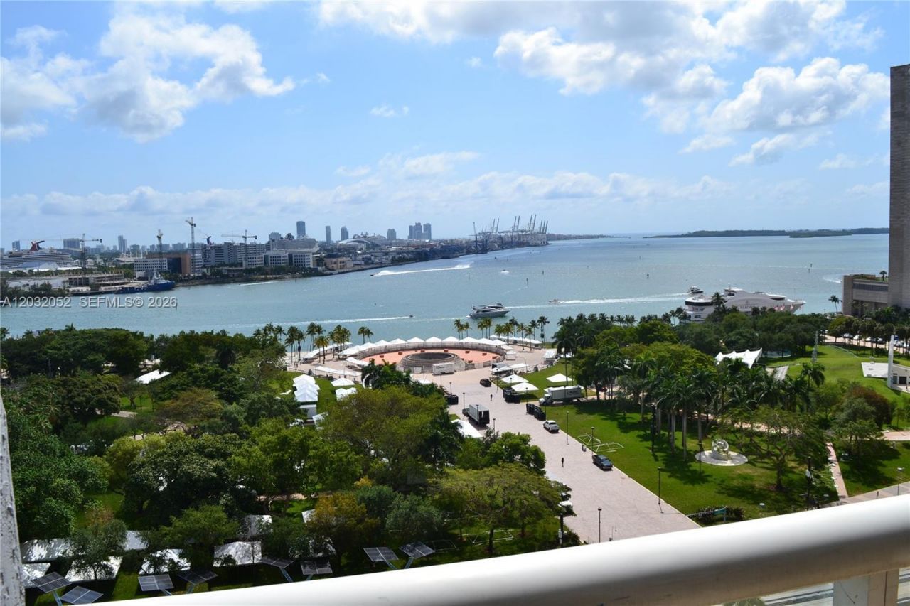50 Biscayne Blvd , Unit 1408, Miami, FL 33132 Photo