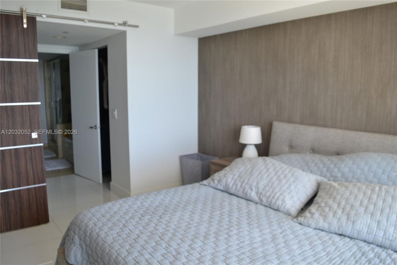 50 Biscayne Blvd , Unit 1408, Miami, FL 33132 Photo