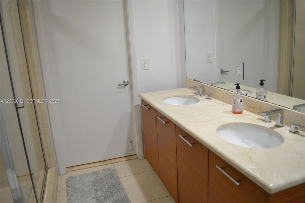 50 Biscayne Blvd , Unit 1408, Miami, FL 33132 Photo
