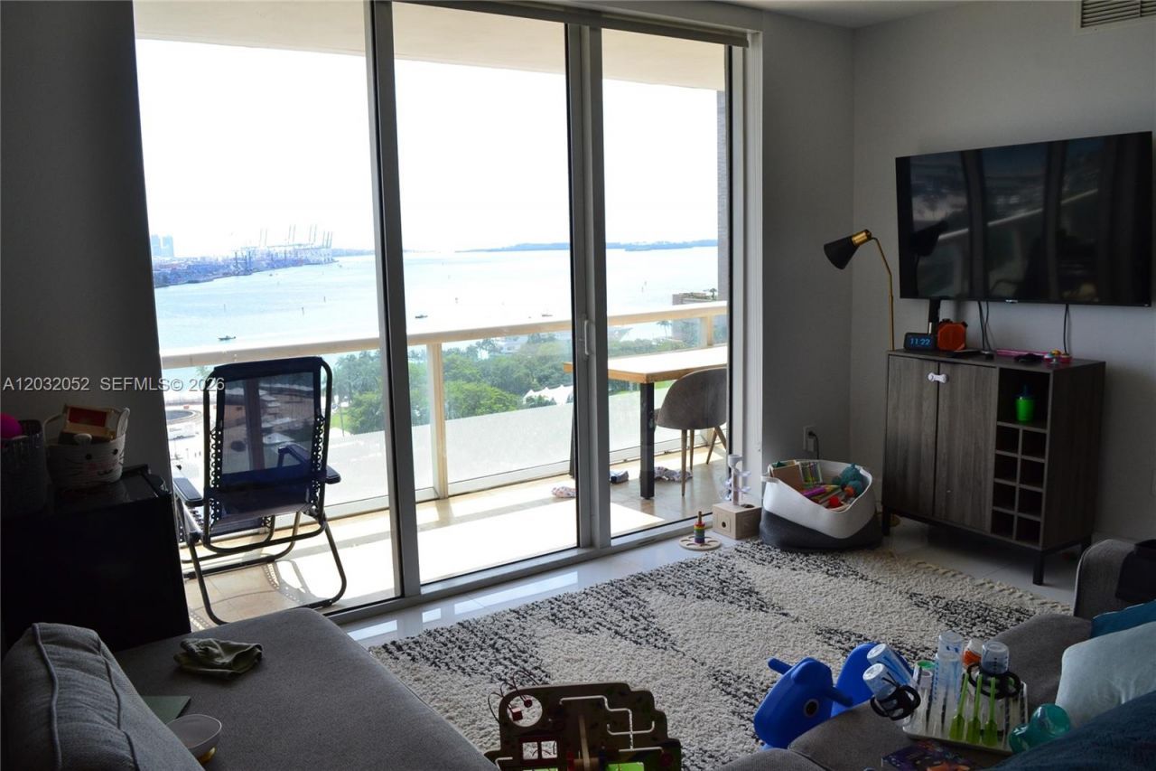 50 Biscayne Blvd , Unit 1408, Miami, FL 33132 Photo