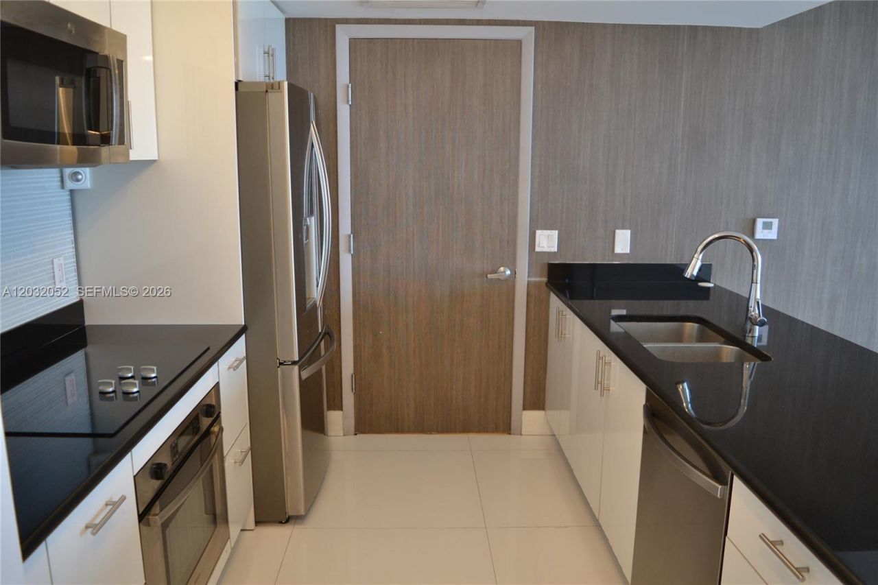 50 Biscayne Blvd , Unit 1408, Miami, FL 33132 Photo