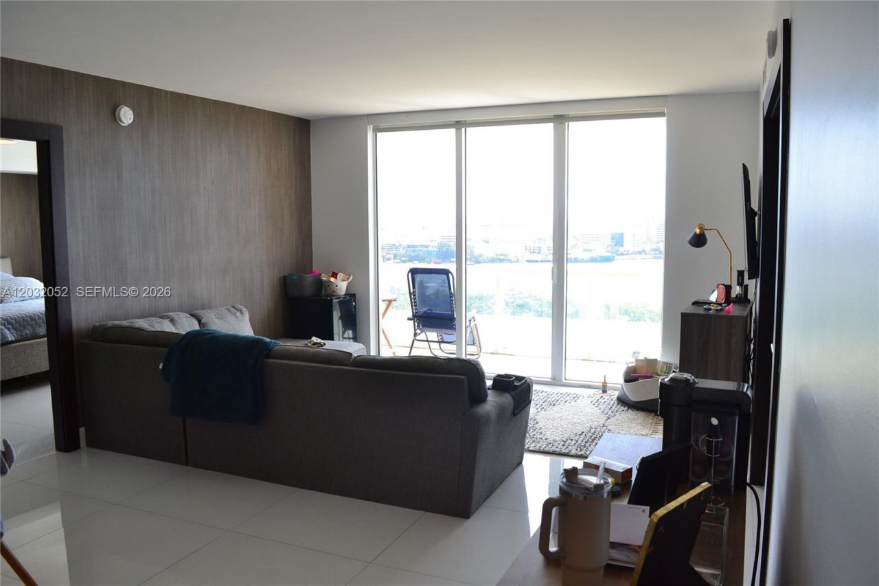 50 Biscayne Blvd , Unit 1408, Miami, FL 33132 Photo