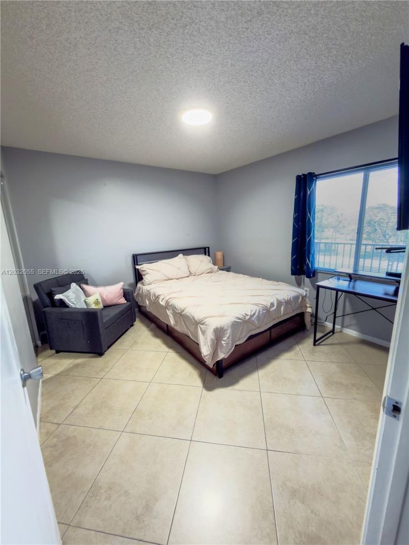 1200 SW 137th Ave , Unit 305E, Pembroke Pines, FL 33027 Photo