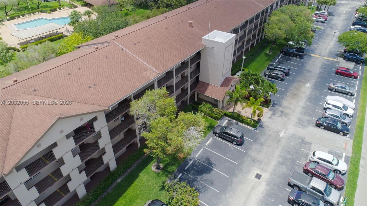 1200 SW 137th Ave , Unit 305E, Pembroke Pines, FL 33027 Photo