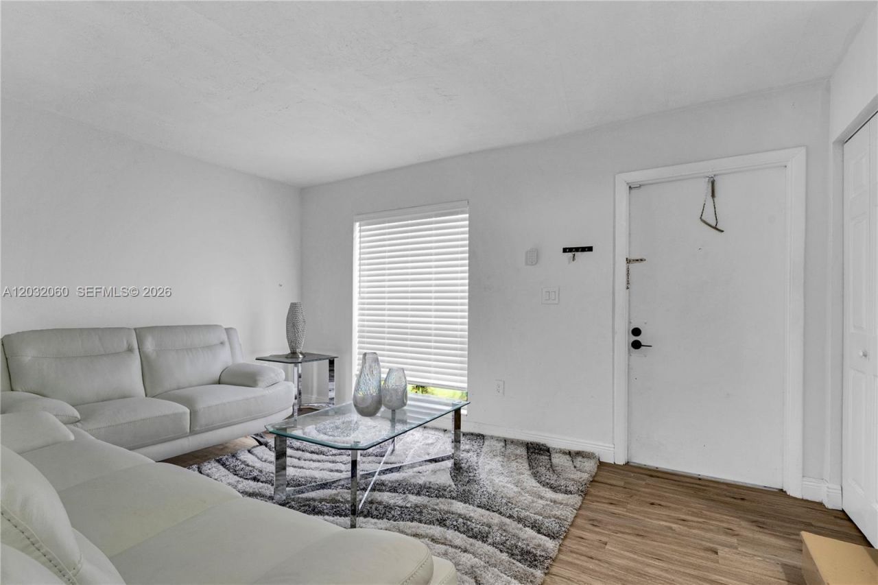 2790 NW 196th St , Unit 2790, Miami Gardens, FL 33056 Photo