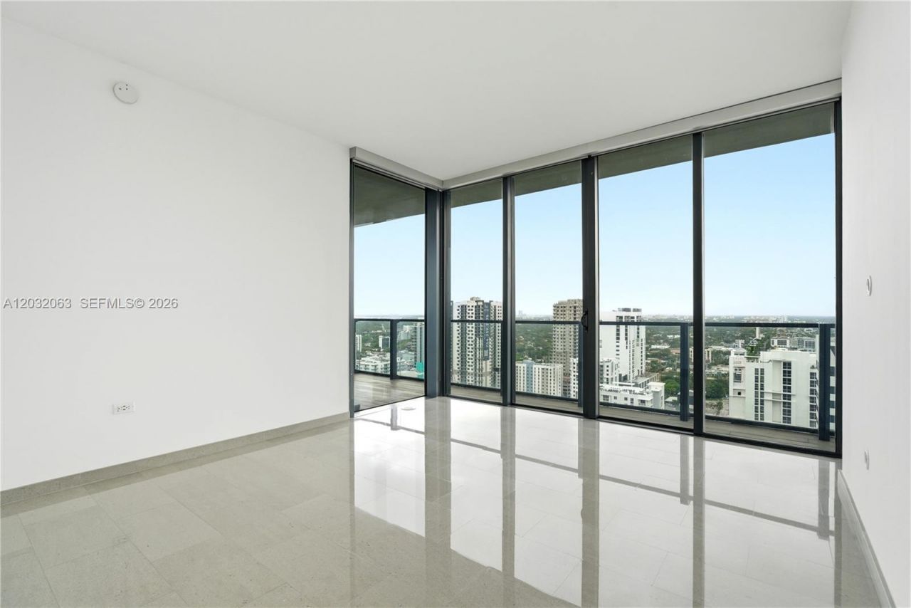 88 SW 7th St, Unit 2302, Miami, FL 33130 Photo