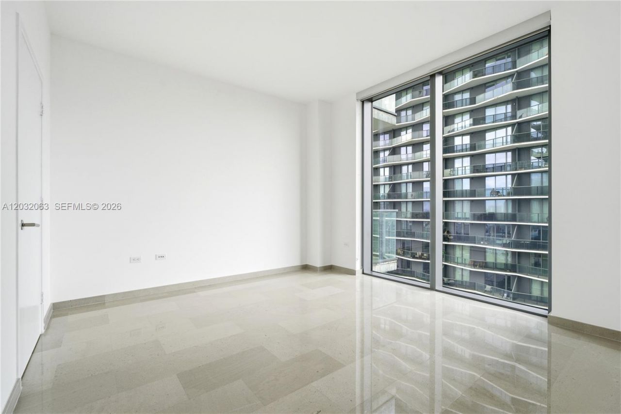 88 SW 7th St, Unit 2302, Miami, FL 33130 Photo