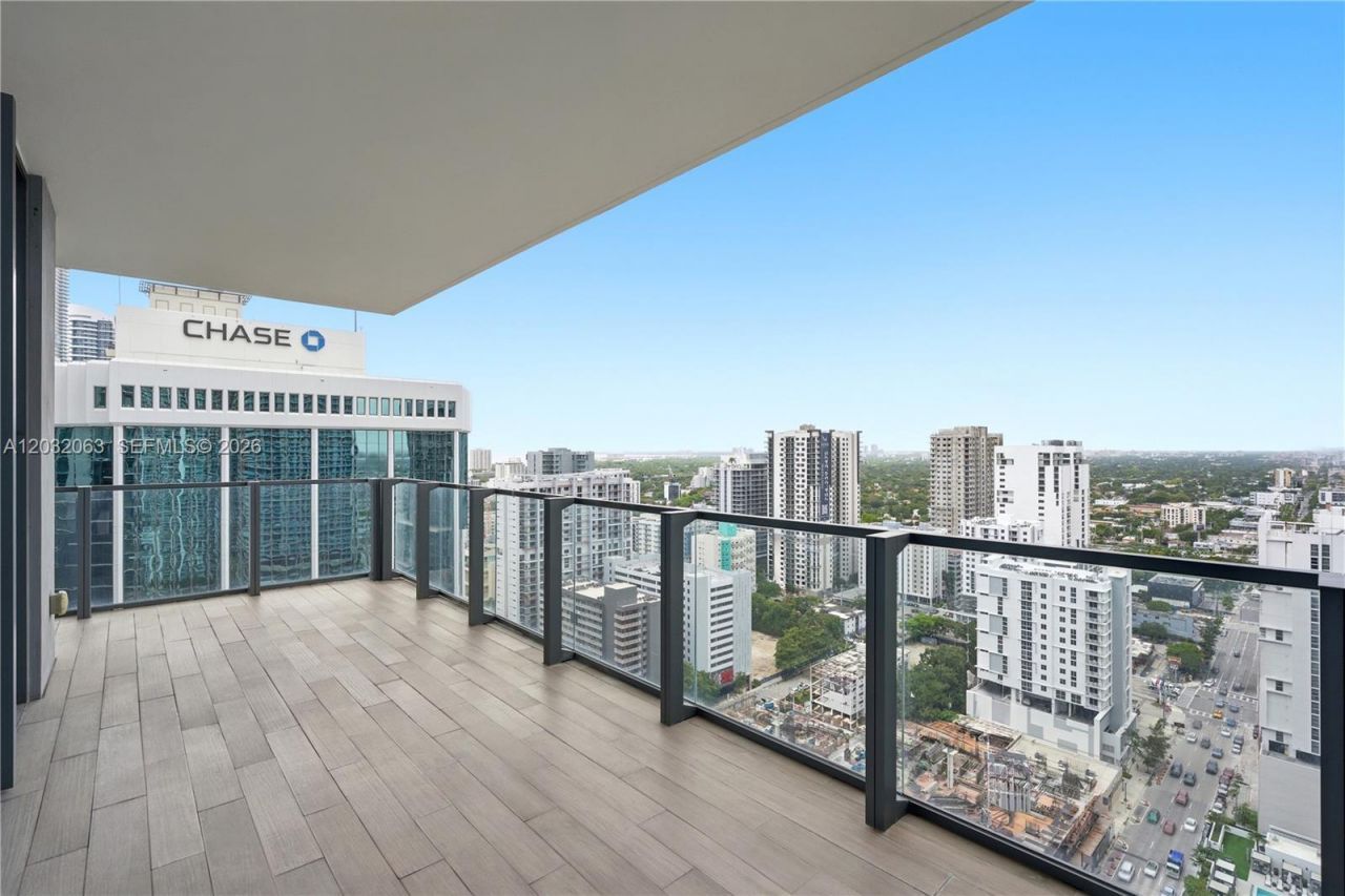 88 SW 7th St, Unit 2302, Miami, FL 33130 Photo