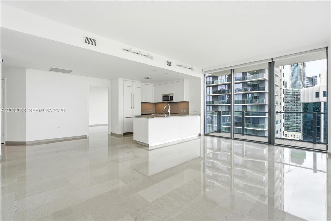 88 SW 7th St, Unit 2302, Miami, FL 33130 Photo