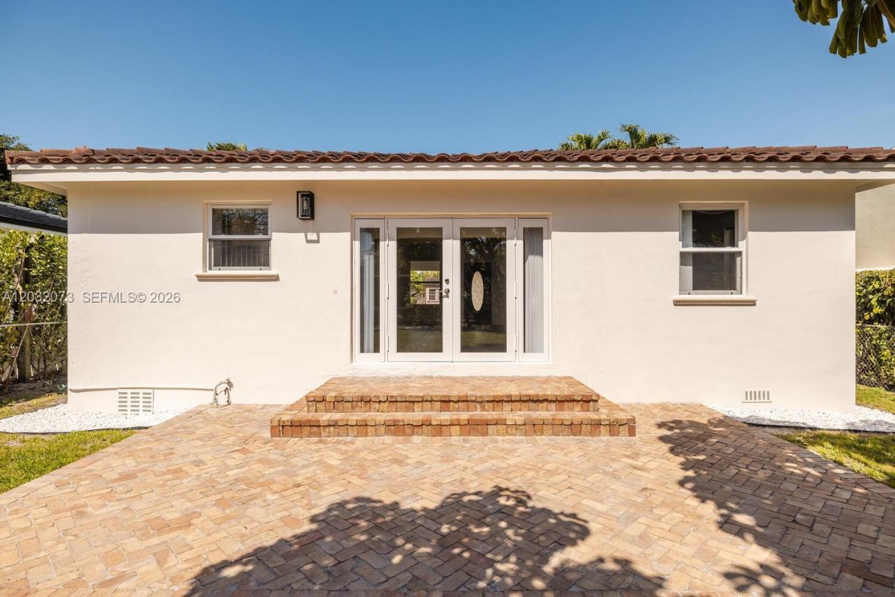 180 Carlisle Dr , Miami Springs, FL 33166 Photo