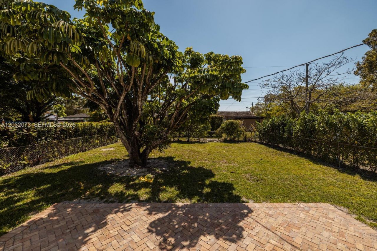 180 Carlisle Dr , Miami Springs, FL 33166 Photo
