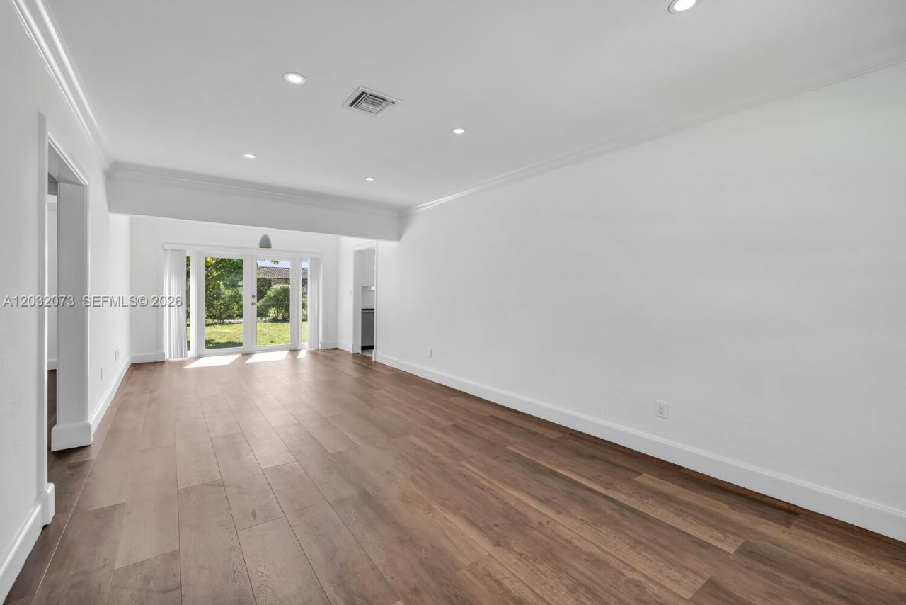 180 Carlisle Dr , Miami Springs, FL 33166 Photo