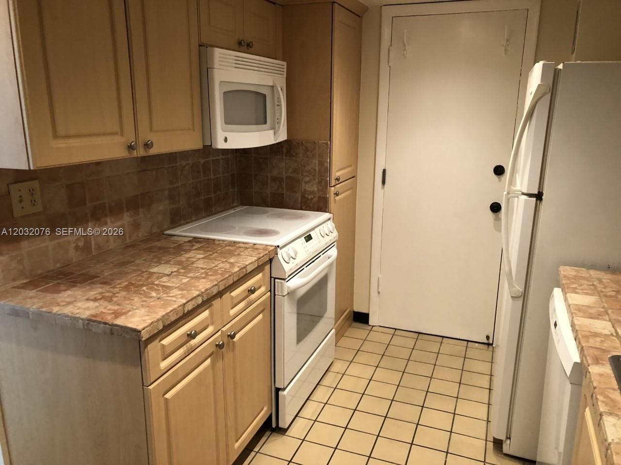 150 Ocean Lane Dr, Unit 4B, Key Biscayne, FL 33149 Photo