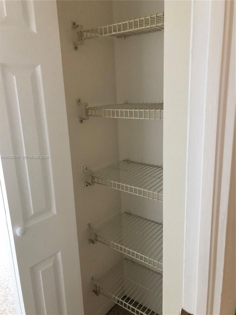 150 Ocean Lane Dr, Unit 4B, Key Biscayne, FL 33149 Photo