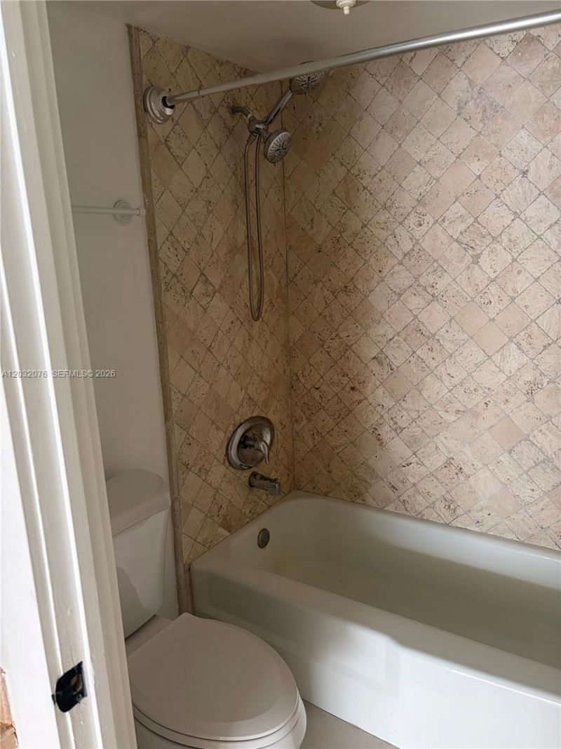 150 Ocean Lane Dr, Unit 4B, Key Biscayne, FL 33149 Photo