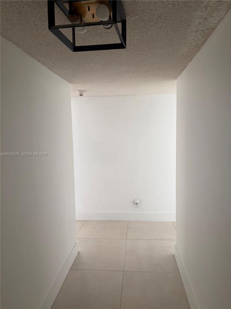 150 Ocean Lane Dr, Unit 4B, Key Biscayne, FL 33149 Photo