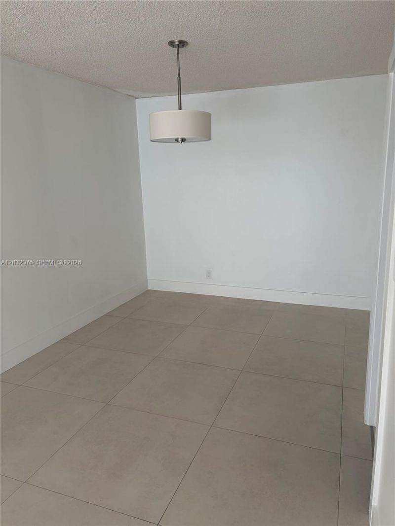 150 Ocean Lane Dr, Unit 4B, Key Biscayne, FL 33149 Photo