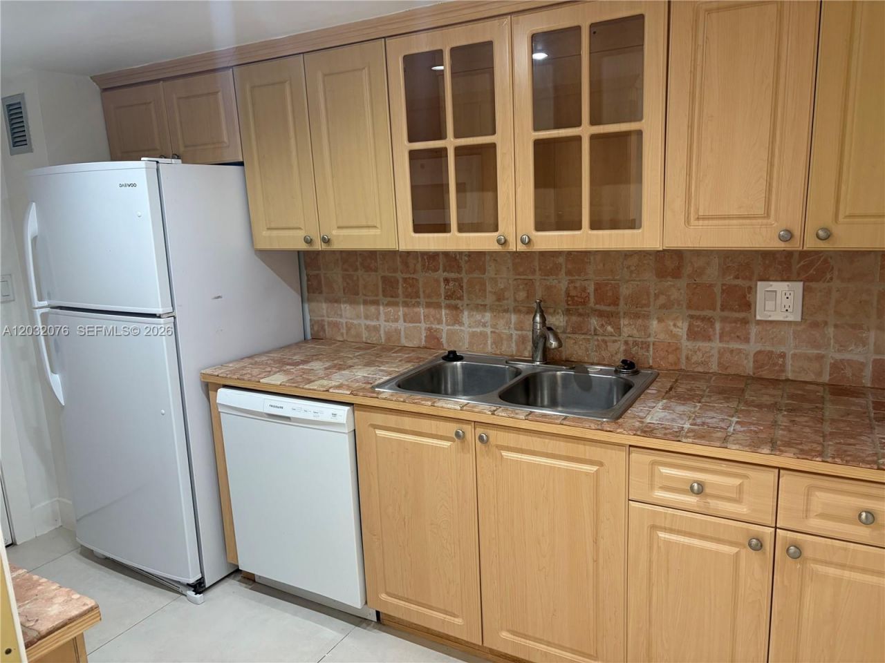 150 Ocean Lane Dr, Unit 4B, Key Biscayne, FL 33149 Photo