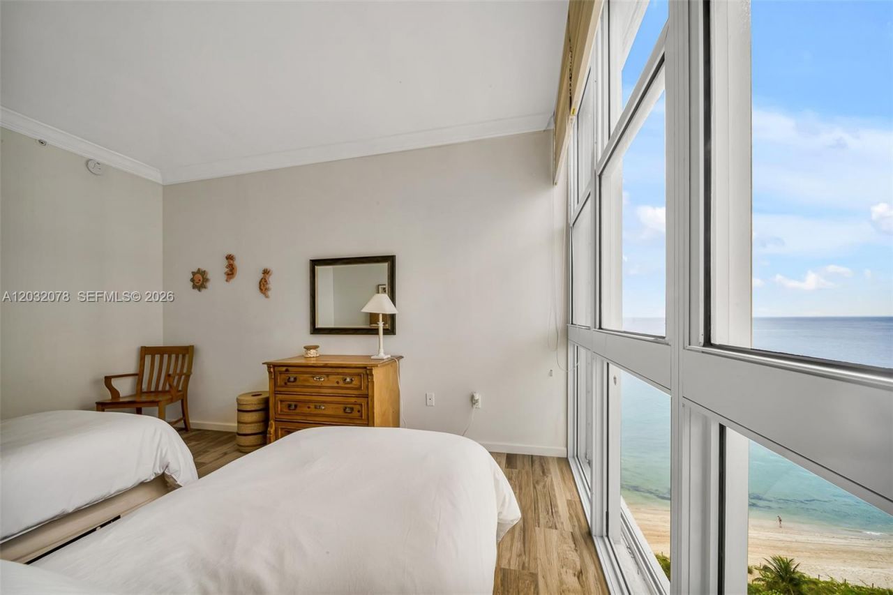6051 N Ocean Dr, Unit 1501, Hollywood, FL 33019 Photo