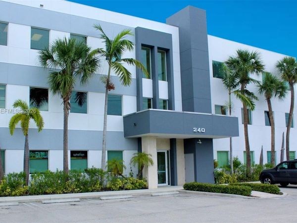 240 NW Peacock Blvd , Unit 104, Port St. Lucie, FL 34986