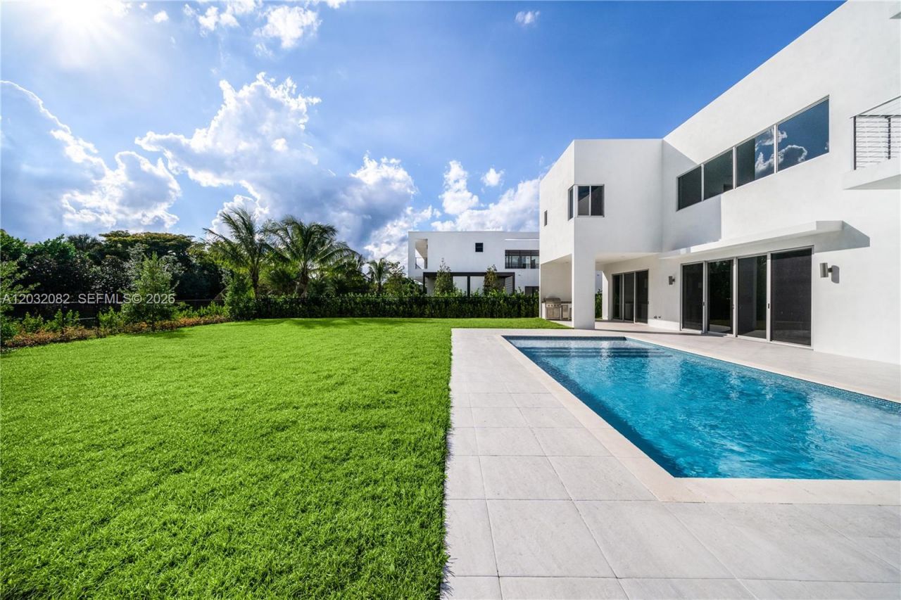 16720 N Botaniko Dr N , Weston, FL 33326 Photo